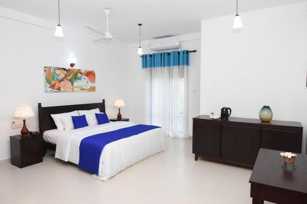 Blue Spring Hotel Wadduwa Rom bilde